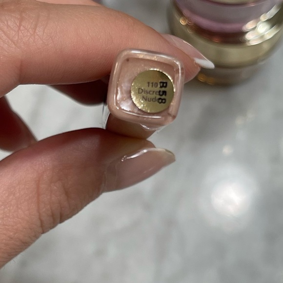 Estée Lauder skincare, lip and face roller set - Picture 5 of 5